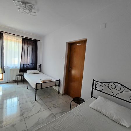 Z Villa 布加勒斯特 外观 照片